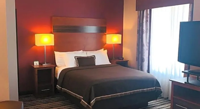 Студия GrandStay Residential Suites Hotel