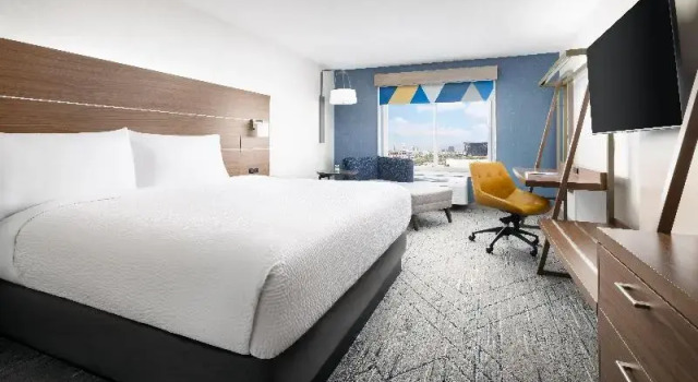 Двухместный номер Standard с красивым видом из окна Holiday Inn Express Las Vegas Stadium Area by IHG