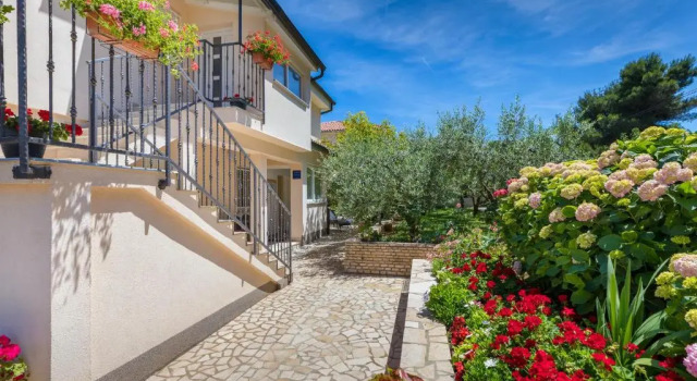 Апартаменты с видом на сад Apartments Hortensia