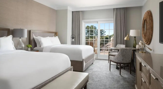 Четырёхместный номер Standard с красивым видом из окна The Ritz-Carlton Reynolds, Lake Oconee