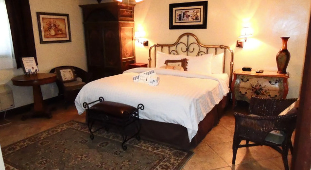 Tuscan Springs Hotel & Spa, Забронировать Курортный отель Дезерт-Хот-Спрингс Palm Springs Metropolitan Area