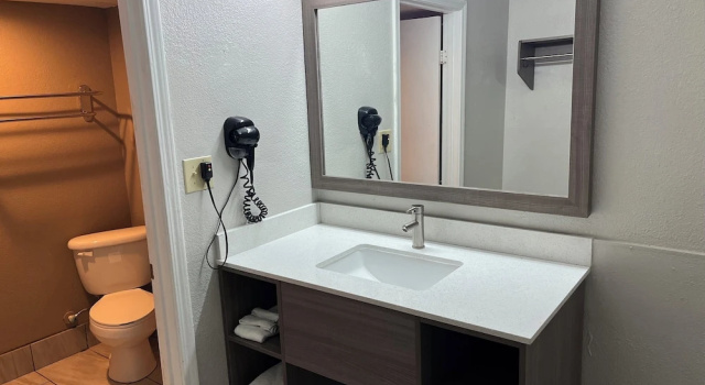 Номер Deluxe Red Roof Inn Memphis - Graceland Airport