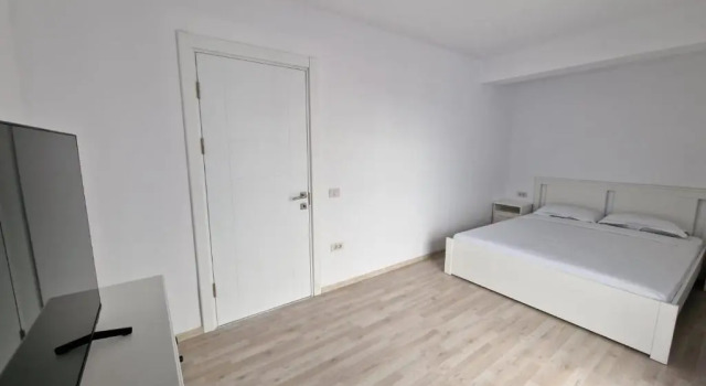 RoApart Mamaia - B2 Home, Varaa Hotelli Hotellit Mamaia-Sat pysäköinnillä, Pysäköinti