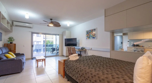 Номер Standard с балконом и с видом на гавань Ramada Suites by Wyndham Zen Quarter Darwin