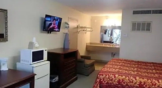 Двухместный номер Deluxe University Inn