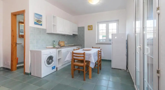 Коттедж с 2 комнатами Villa Cicas sul mare