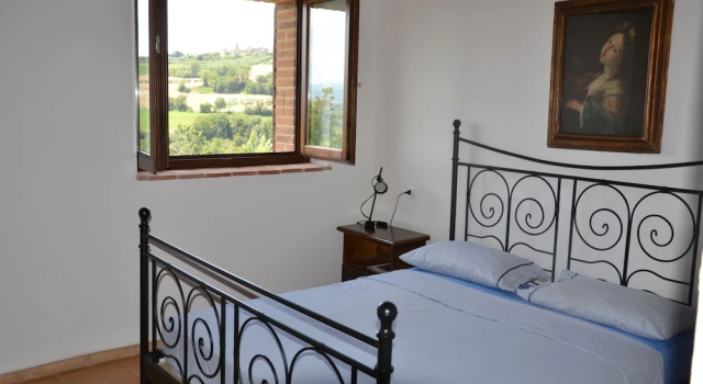Panoramic Farmhouse With Swimming Pool - Monticello, Varaa Hotelli Todi Umbria