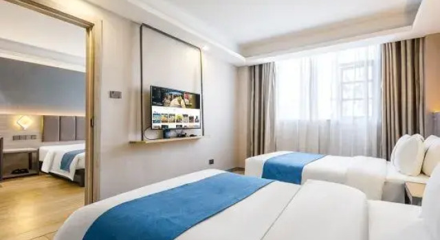 Семейный люкс Baiyun Lijing Hotel (Suizhou BoWuguandian）)