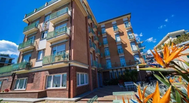Albergo Regina Mundi