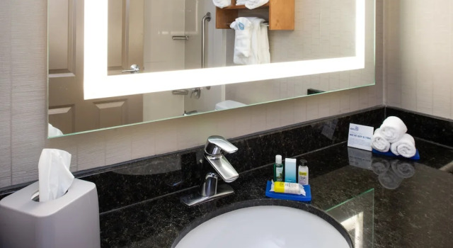 Двухместный номер Holiday Inn Express San Francisco Airport South by IHG