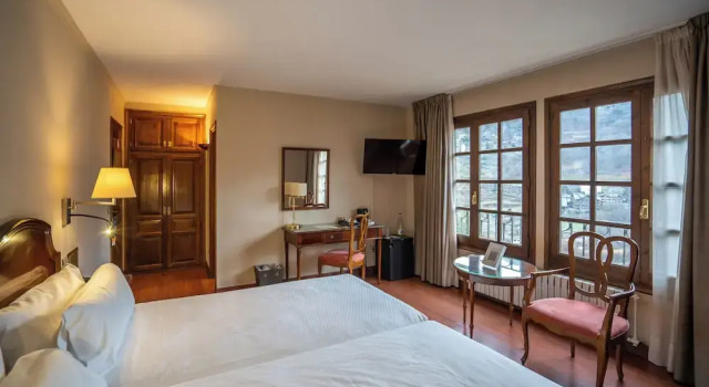 Номер Classic Abba Xalet Suites Hotel