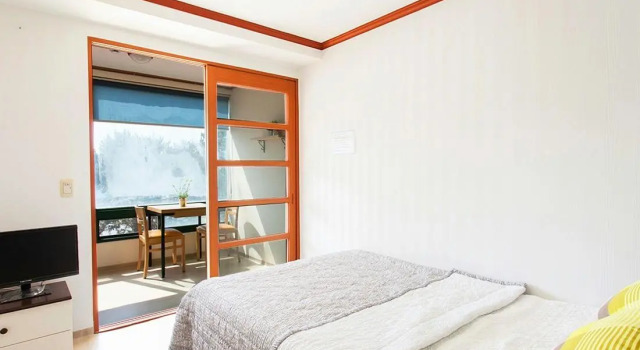 Geojae Oedo House Pension, Забронировать Отель Irun-myeon Кодже, рядом с Пляж Gujora