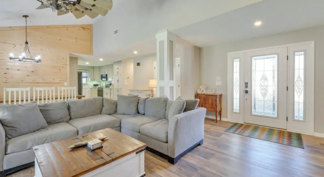Walk to Gulf: Tranquil Home w/ Yard in Pcb!