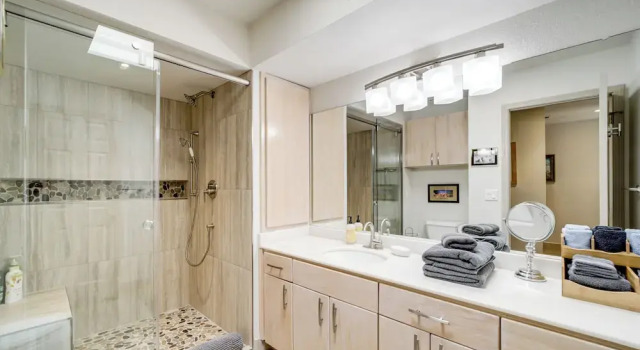Апартаменты Sedona Home w/ Golf Course View & Pool Access!