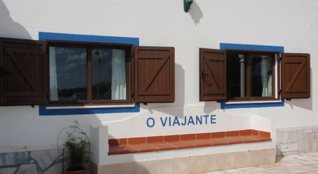 "O Viajante" Low Cost Hotel, 予約 ホテル Arcos アレンテージョ地方