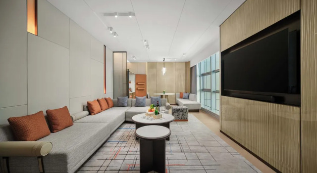 Двухместный люкс Crowne Plaza Zhongshan Torch High-tech Zone by IHG