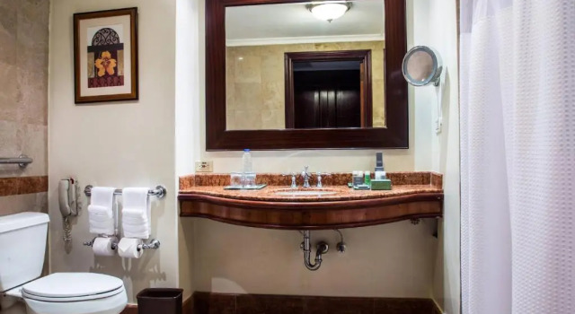 Четырёхместный номер Standard JW Marriott Caracas