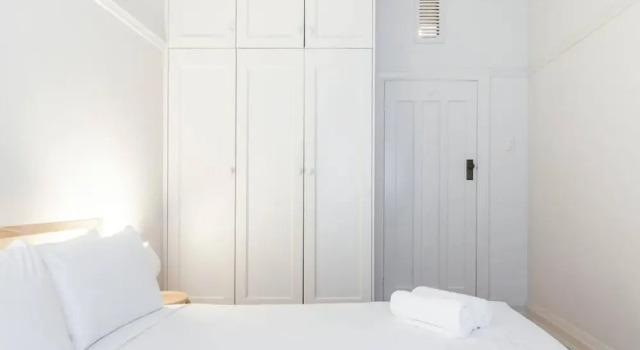 Spacious Art Deco Apartment in Darlinghurst