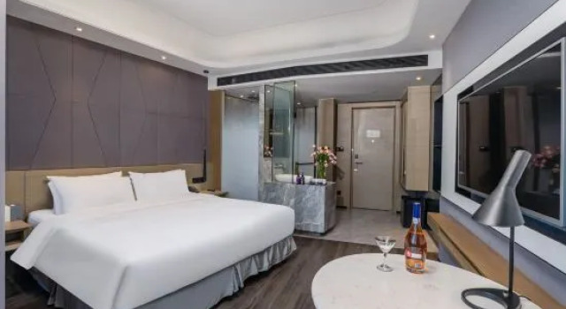 Номер Deluxe Mercure Hangzhou Qianjiang
