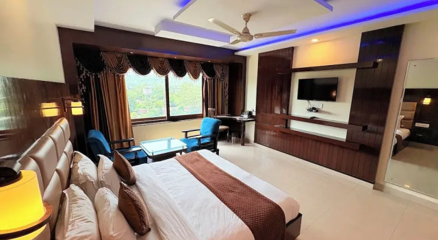 Номер Executive Hotel Crystal Ganga Heights 5 Min from Har Ki Pauri
