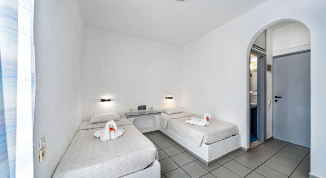 Iro Hotel