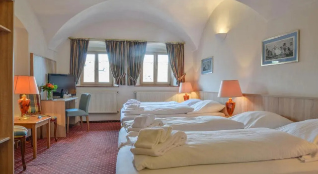 Четырёхместный номер Standard Hotel Alter Wirt