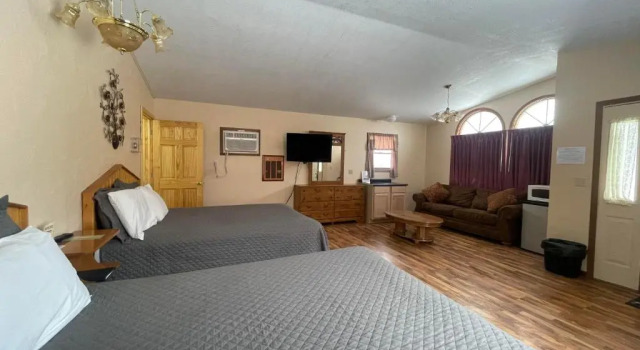 Номер Deluxe Cedar Wood Inn