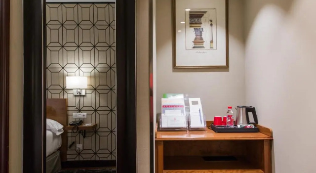 Одноместный номер Standard Hotel Carlton