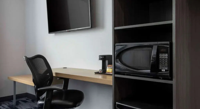 Четырёхместный номер Standard с видом на город Quality Inn & Suites