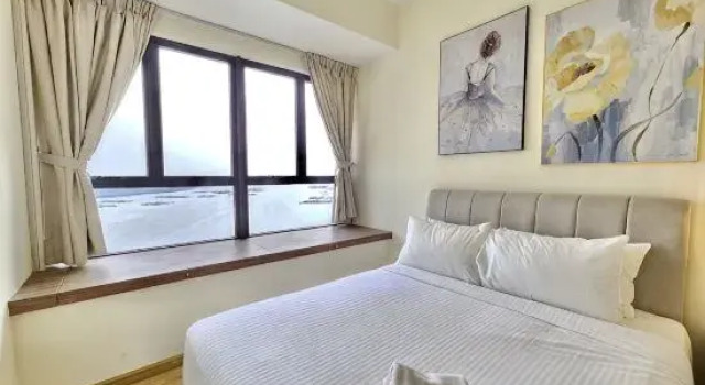 Семейный люкс с видом на море Country Garden Danga Bay Sea View Homestay by Stayrene