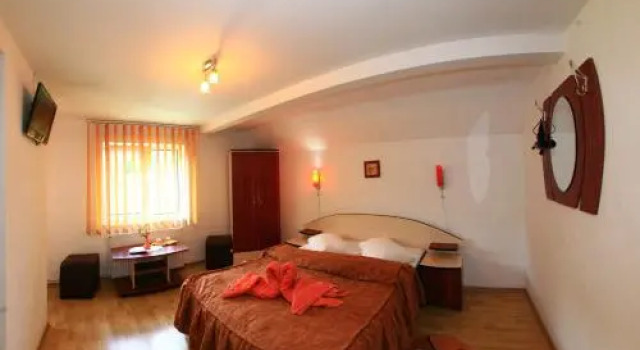 Vila Doina Branului, Забронировать Отель Отели Шимон 3 звезды, 3*