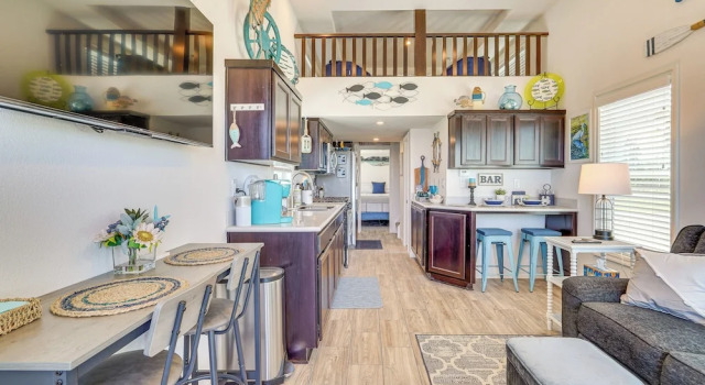 Коттедж Riverfront Isleton Cottage < 1 Mi to Rio Vista!