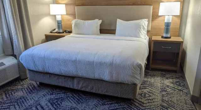 Двухместный люкс c 1 комнатой Candlewood Suites Aberdeen-Bel Air by IHG