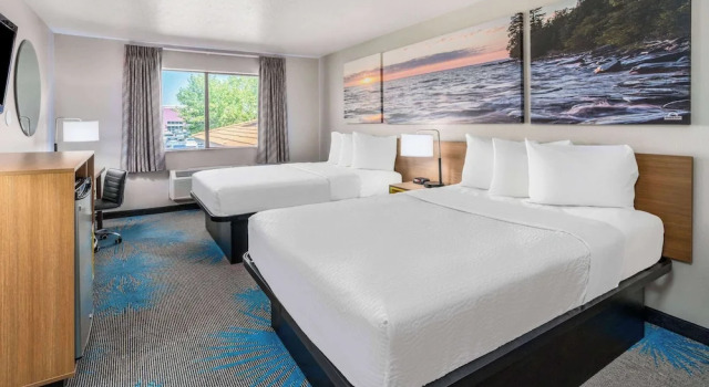 Четырёхместный номер Standard Days Inn by Wyndham Los Lunas