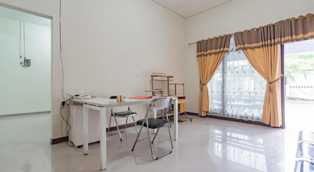 The Lima Guest House Syariah RedPartner