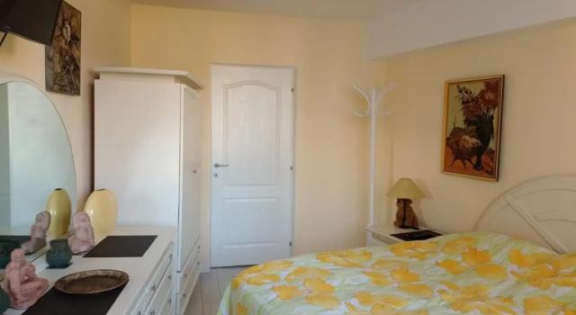 Апартаменты Two Bedroom Apartment Farmec