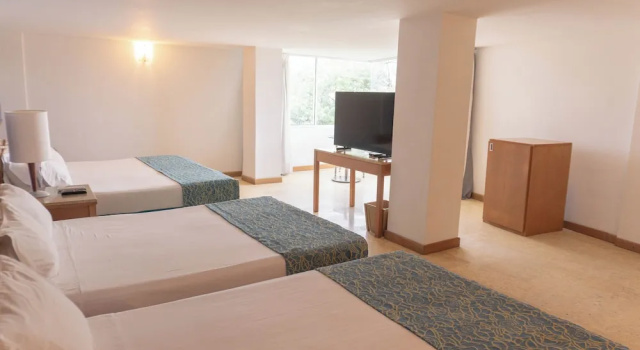 Четырёхместный номер Superior Hotel Oceania Cartagena