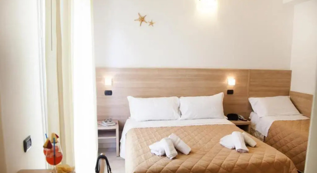 Трёхместный номер Standard Hotel Costazzurra by Interlux