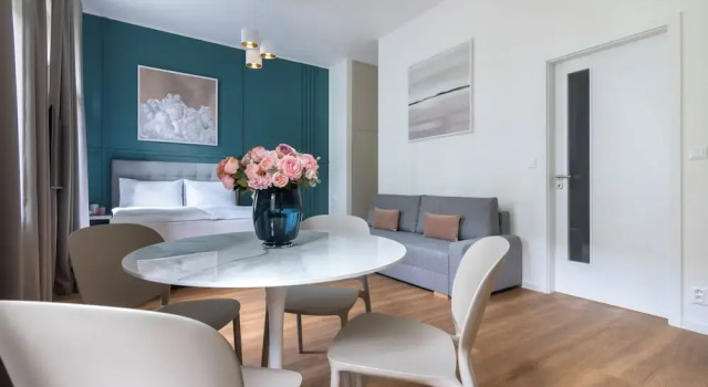 Encore Boutique Residence by Dwellfort, Book Boutique Hotel Hoteller i Prag med parkering, nær Atrium Flora, Parkering