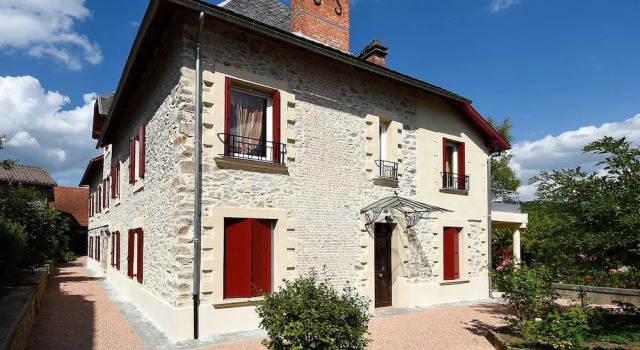 Au clos du Célé, Prenota Hotel Hotel a Alvernia con parcheggio, Parcheggio