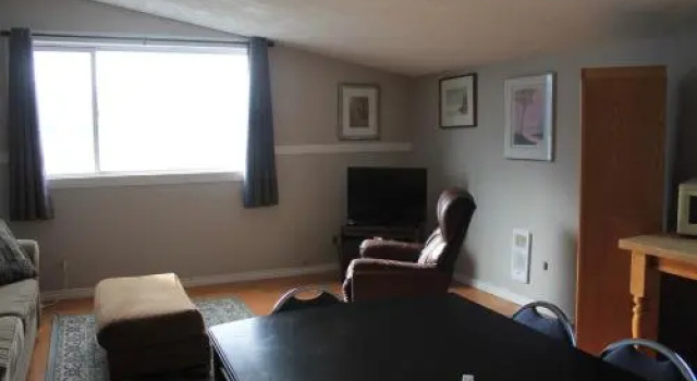 Orca Inn, Prenota Hotel Alert Bay 