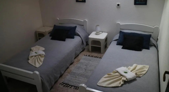 Апартаменты с балконом Rooms and Apartments V&M