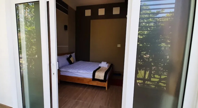 Hong Lien Hotel, Забронировать Отель Вунгтау Бариа-Вунгтау, рядом с Задний пляж