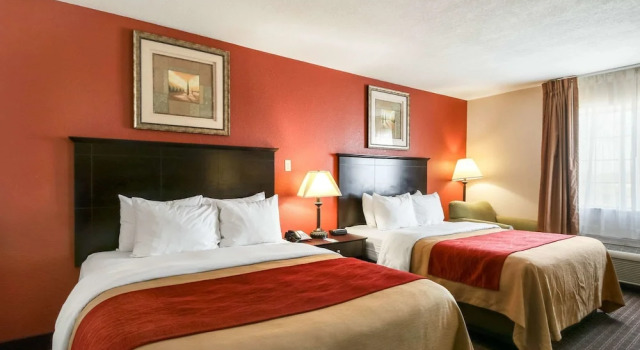 Четырёхместный люкс Quality Inn Kingsville Hwy 77
