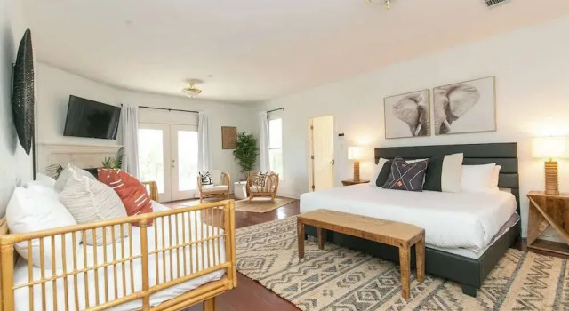 Spicewood Lodge W/pool, Hottub, Prenota Casa vacanze Cottage a Spicewood, Cottage