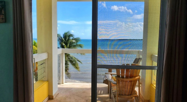 Вилла рядом с пляжем Lucky Duck Villa - Private Beach Escape
