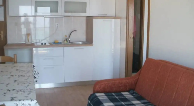 Апартаменты Standard Beach Apartments Toni