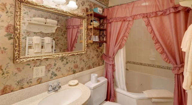 Трёхместный номер Deluxe Mira Monte Inn & Suites