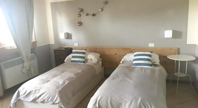 Apartment With 2 Bedrooms in Lonato Del Garda, With Wonderful Lake View, Pool Access, Enclosed Garden Near the Beach