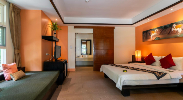 Baan Khaolak Beach Resort